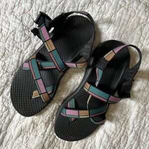 Chaco Black and Pink Outdoor Sandals Adjustable Straps